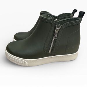 Steve Madden Wedgie Rain Booties Olive Green Rubber Zip Wedge Sneakers US 9